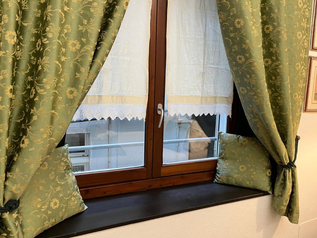Ferienwohnung Dimora Borsotto Palazzo Storico, Acquario, Porto Antico Genua Exterior foto