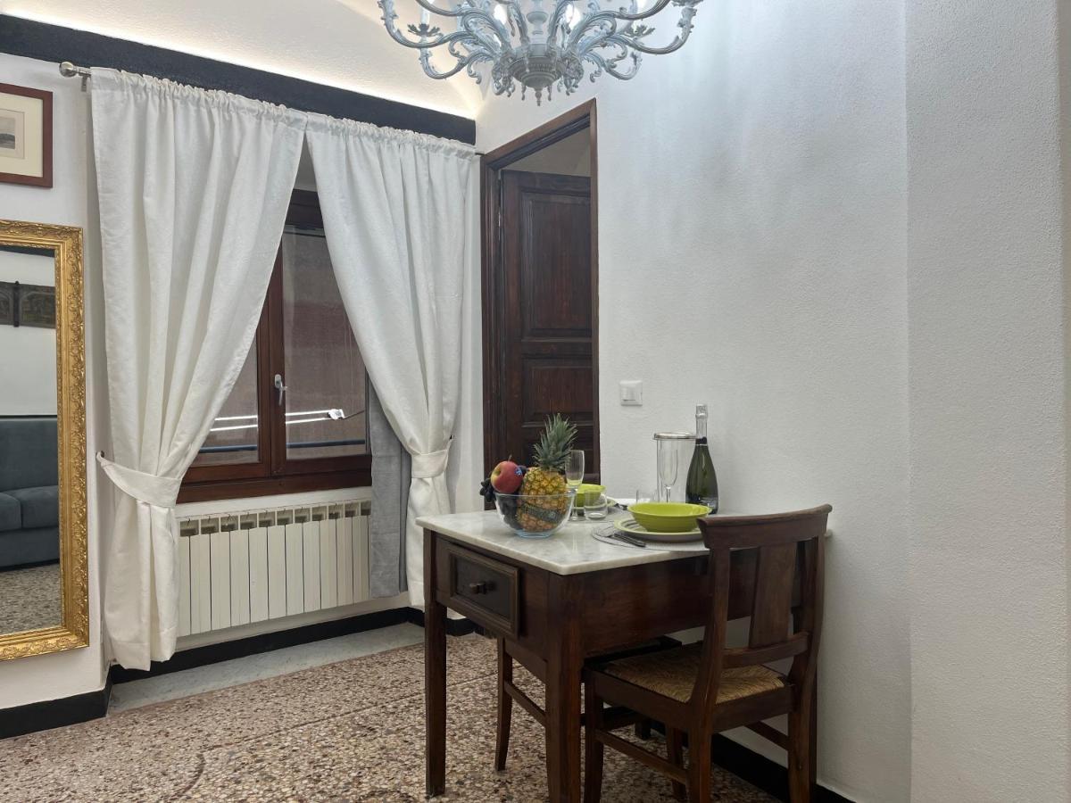 Ferienwohnung Dimora Borsotto Palazzo Storico, Acquario, Porto Antico Genua Exterior foto